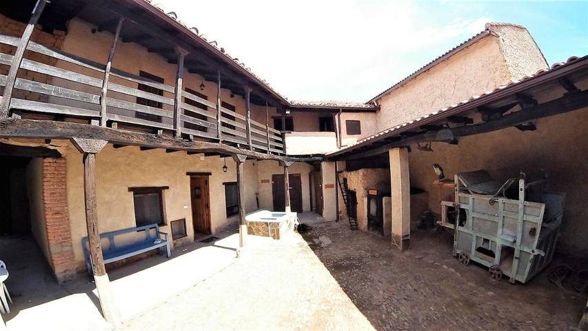 Casa rural para 4 personas, con terraza y vistas en Ribera de Órbigo - 2