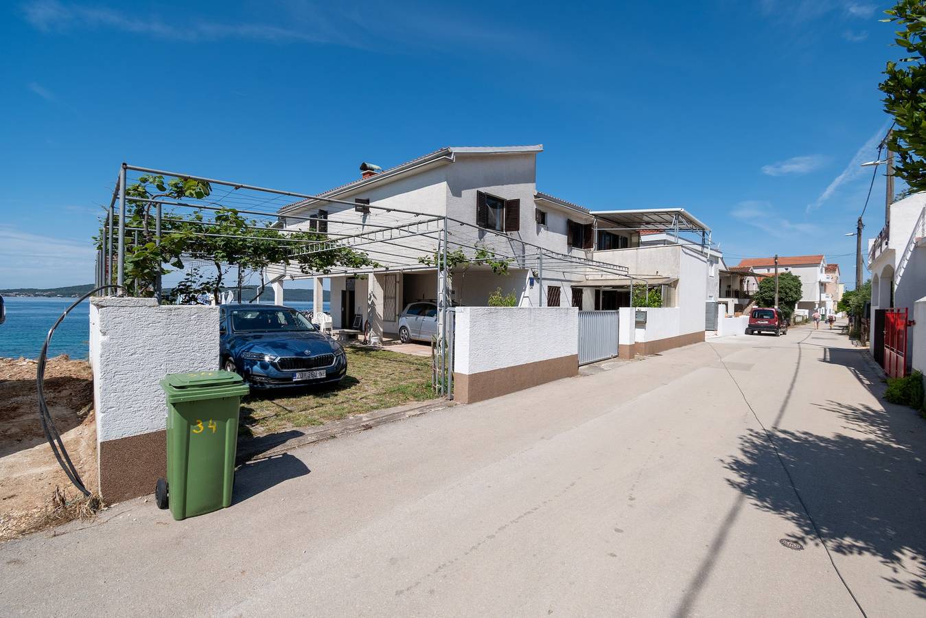 Ganze Wohnung, 1-Zimmer-Ferienwohnung am Strand Bibinje, Zadar A-22508-d in Bibinje, Zadar