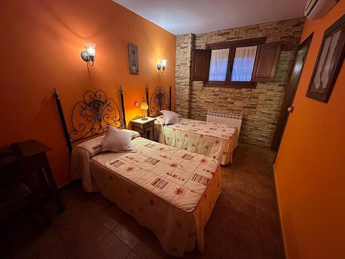 Casa rural para 2 personas, con Jardín y Vistas en Serradilla - 2