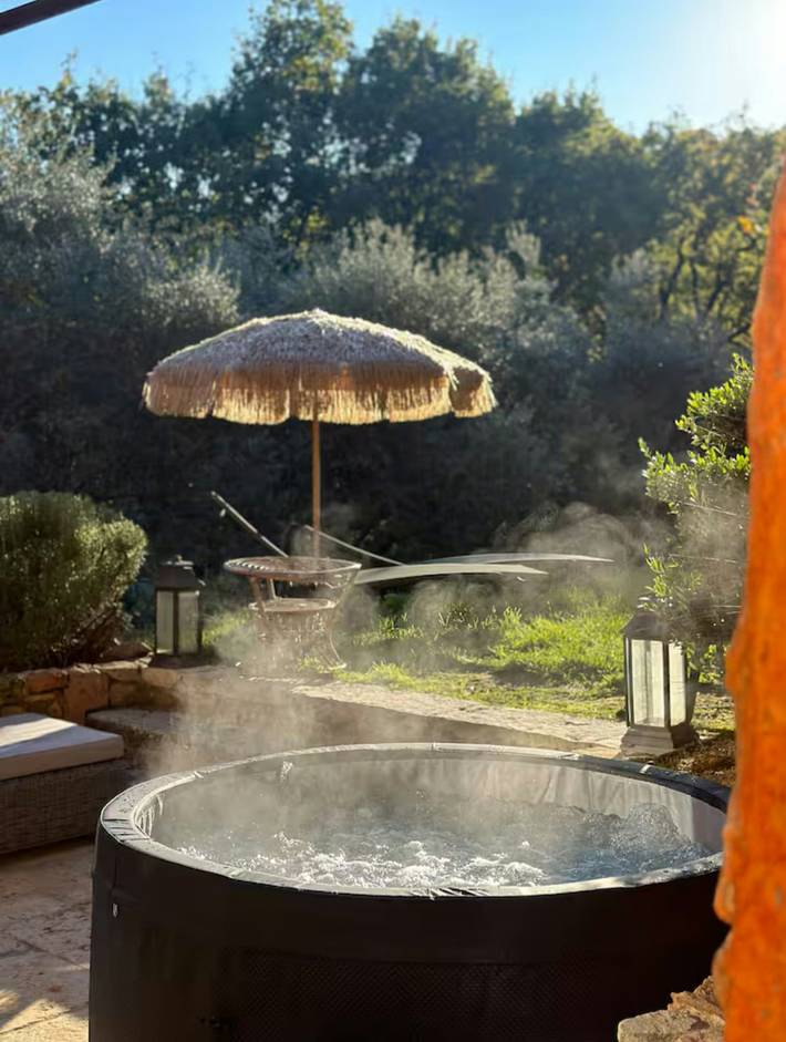 Location de vacances pour 2 personnes, avec terrasse, adapté aux familles à Roussillon - 3