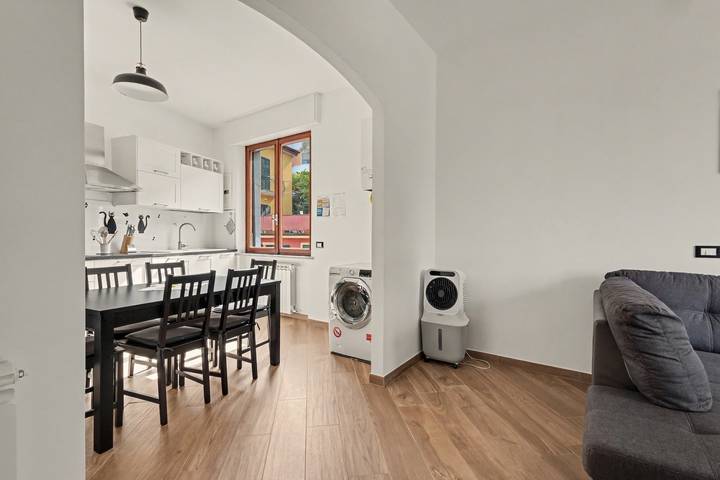 Appartement entier, 5 Terre-Lerici-Angioletta : Appartement confortable avec parking privé, balcon et Wi-Fi in Lerici, Commune de Lerici