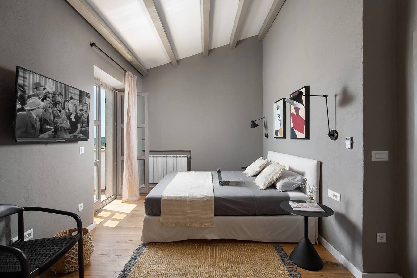 Rustikale Villa Rorripa mit Pool in Istrien, Panoramablick, tierfreundlich, ruhige Gegend, ideal für Familien, privater Parkplatz, Terrasse, eleganter Garten in Sveti Lovreč Pazenatički, Zentralistrien