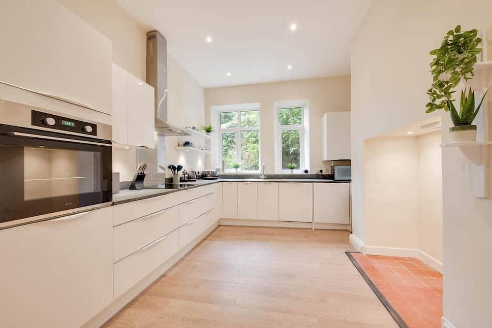 Entire apartment, 2 Bed in Brixham (oc-sdbolt) in Brixham, Torbay