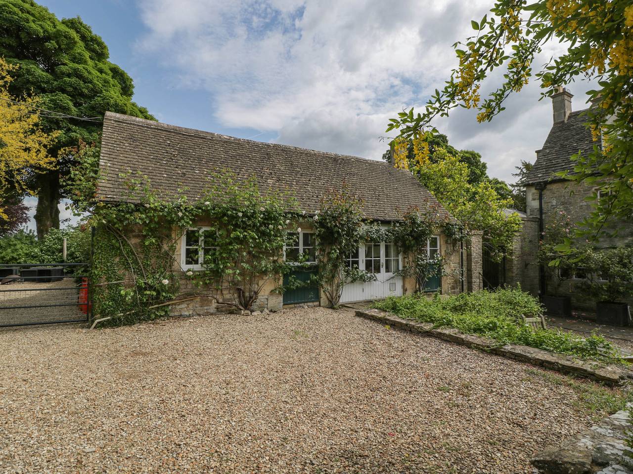 Hazel Manor Wing in Stroud, Gloucestershire