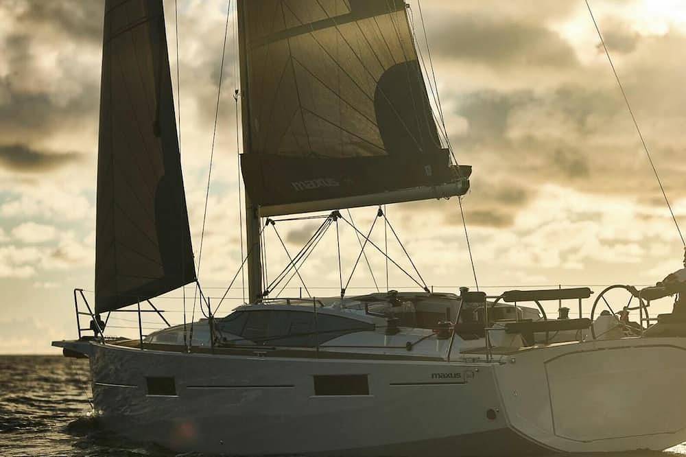 Sun-Kissed Sailing Adventure in Valencia in Costa de Valencia