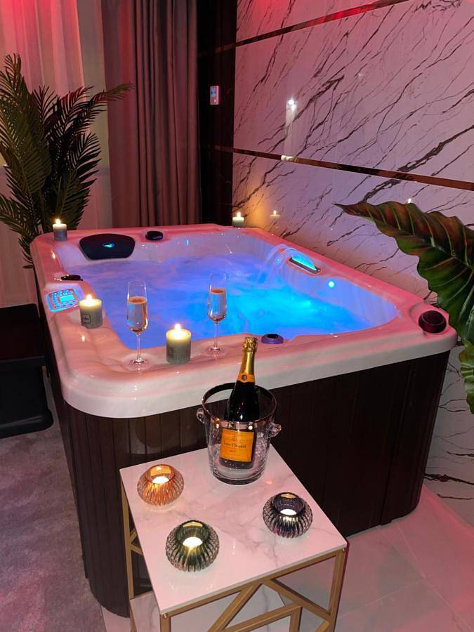 Appartement entier, Nuits D'Hermes & Spa in Chalon-sur-Saône, Région de Chalon-sur-Saône