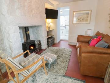 Holiday Home for 2 People in Criccieth, Gwynedd, Photo 2
