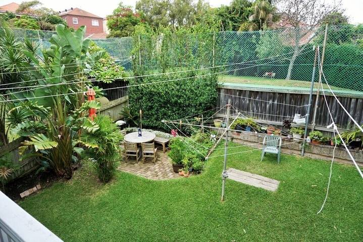 Vacation rental for 4 people, with yard in Bondi Beach