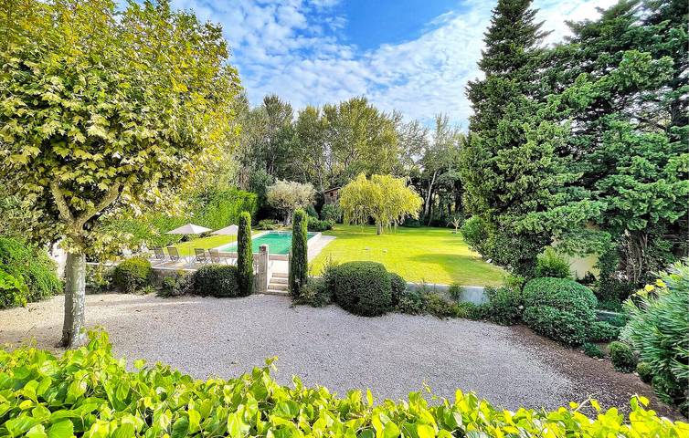 Location de vacances pour 10 personnes, avec terrasse à Pujaut - 4
