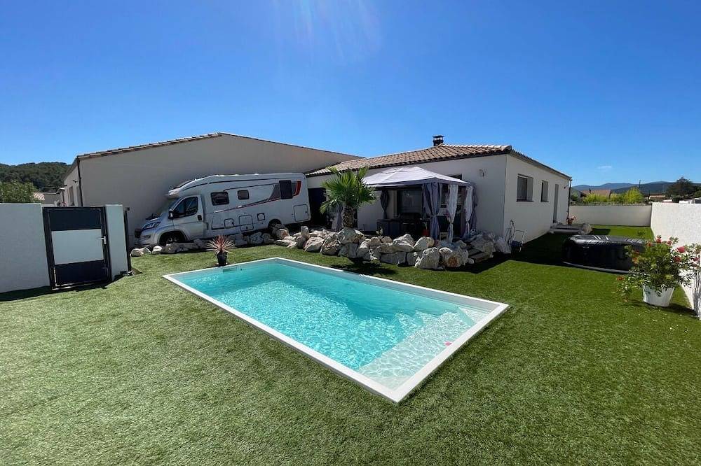 Villa 10 pers swimming pool, sea, river, mountains in Cessenon-sur-Orb, Béziers en omgeving
