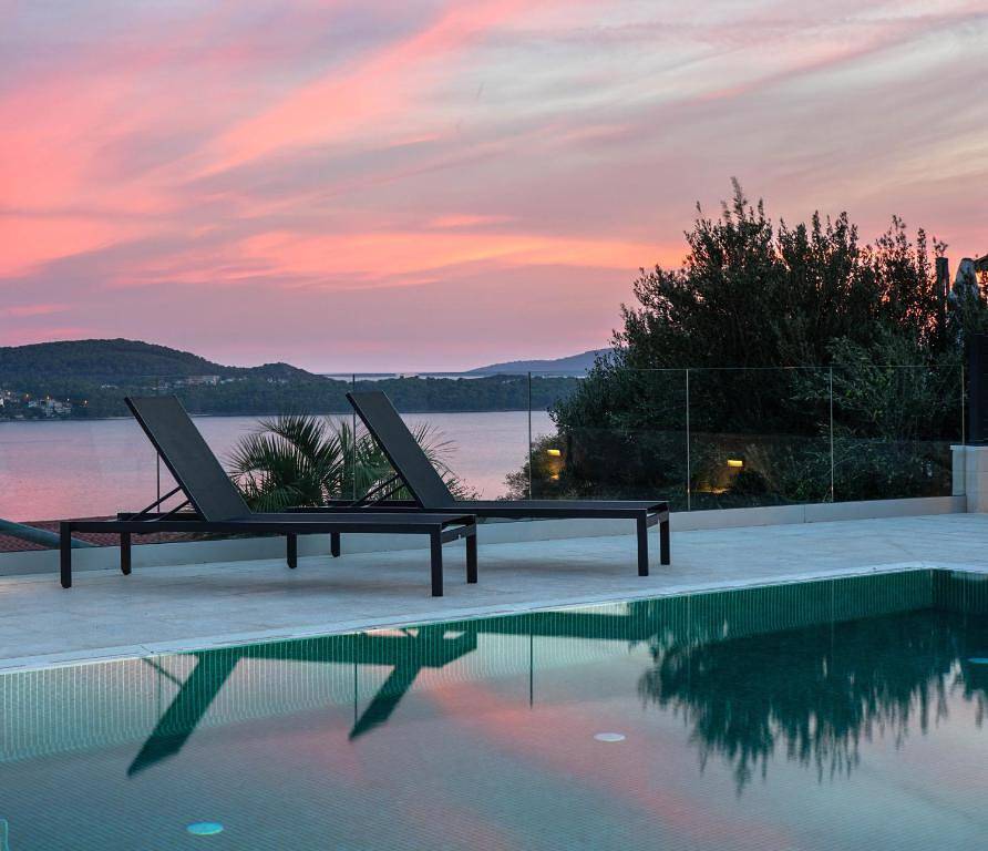 Casa della Cava - private villa in Seget Donji in Trogir, Split-Dalmatia