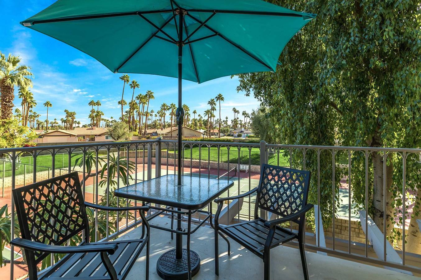 Apartamento entero, Stylish Condo with Panoramic View Community Pool in Palm Springs, Coachella Valley