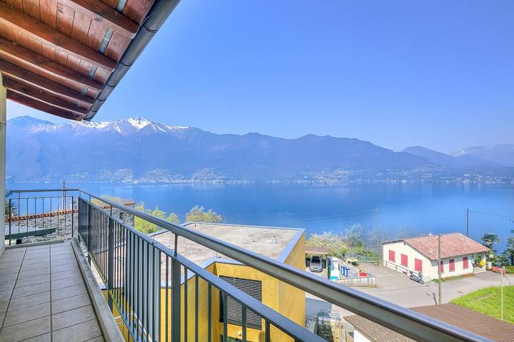 Villa pour 4 personnes, avec terrasse et vue sur le lac, adapté aux familles en Suisse - 4