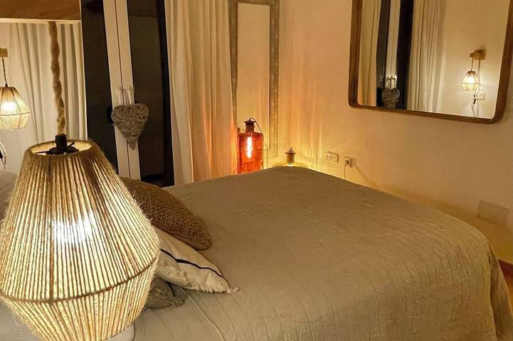 Ganze Wohnung, Can Somni: Zen, Chic & Bohemian  App With Pool. A Real Little Gem Fully Equipped in Cala Figuera, Santanyí