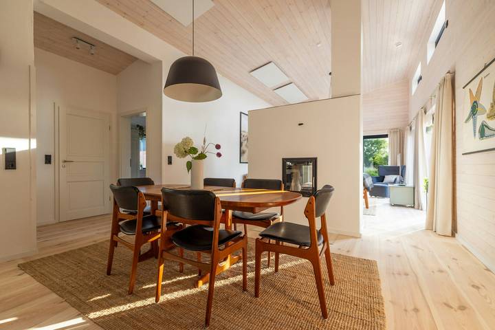 Ferienhaus zwischen Apfelbäumen nahe der Ostsee in Behrensdorf, Südliche Ostseeküste