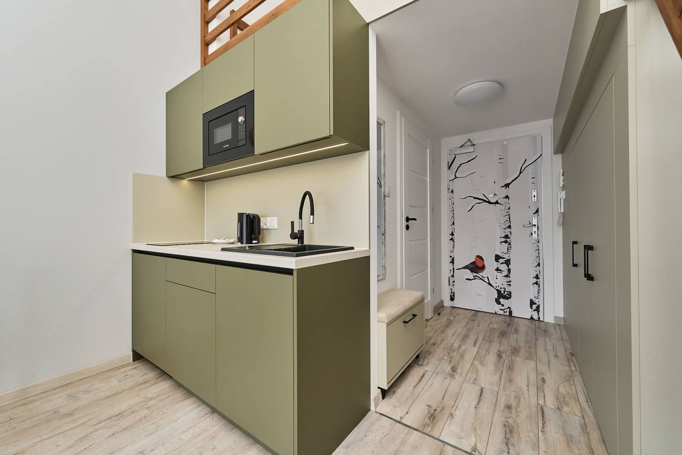 Ganze Ferienwohnung, Sunny Studio | Air Conditioning, Parking, Close to Airport in Breslau, Niederschlesien