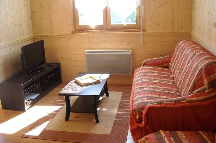 Gîte pour 4 personnes, avec jardin à Saint-Genès-Champespe - 4