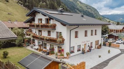 Ferienwohnung für 12 Personen, mit Balkon in Rauris