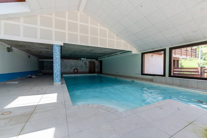 Gîte pour 4 personnes, avec piscine et balcon à Flumet - 2