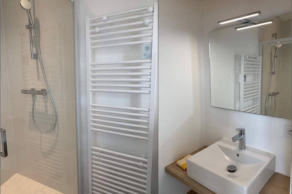 Apartamento entero, Ile de Ré - Sea view - Unique ! - apartment for 2 or 4 people in Rivedoux-Plage, Isla de Ré