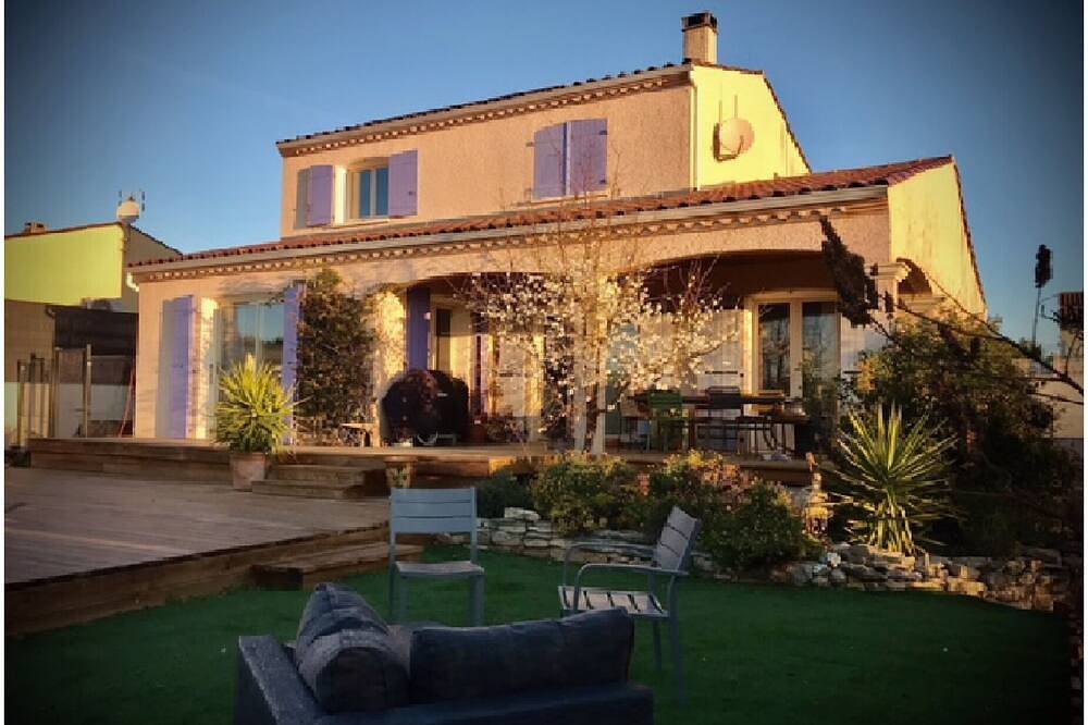 Small natural n'est open to the outside in the Mediterranean in Ouveillan, Region de Narbonne