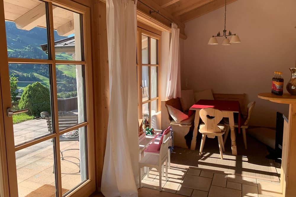 Ganze Wohnung, Gemütliche Terassenwohnung mit Panoramablick in Jochberg, Kitzbüheler Alpen