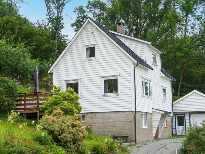 Ferienhaus für 6 Personen, mit Terrasse und Garten
