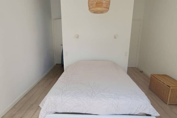 Ganze Wohnung, A 100-square-meter villa on the top floor in a quiet neighborhood, just 10 minutes from the beaches! in Toulon, Mittelmeerküste (Frankreich)