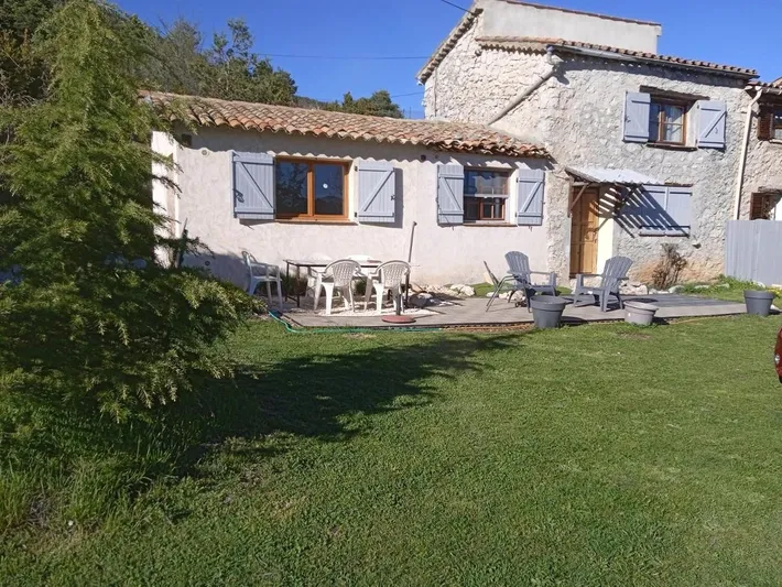 Holiday home for 5 people, with view and garden, with pets - 1