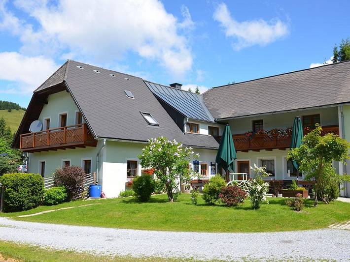 Zimmer für 2 Personen, mit Terrasse und Garten