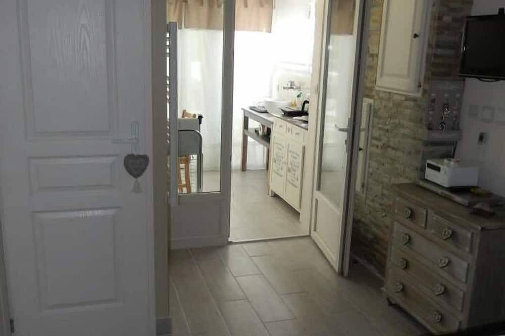 Apartamento entero, Alojamiento para 2 personas in La Bouilladisse, Marsella region