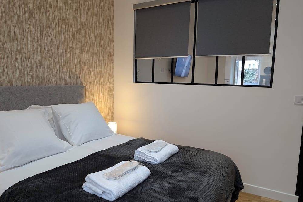 Entire apartment, La Piscine - Villa Valmy - Hypercentre - Railway station in Montluçon, Montluçon region
