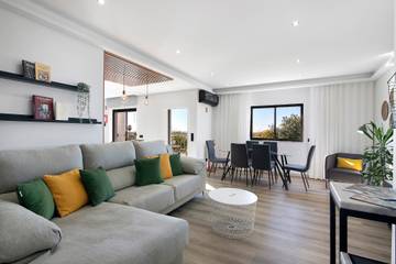 Landhaus für 6 Personen, mit Balkon in Faro