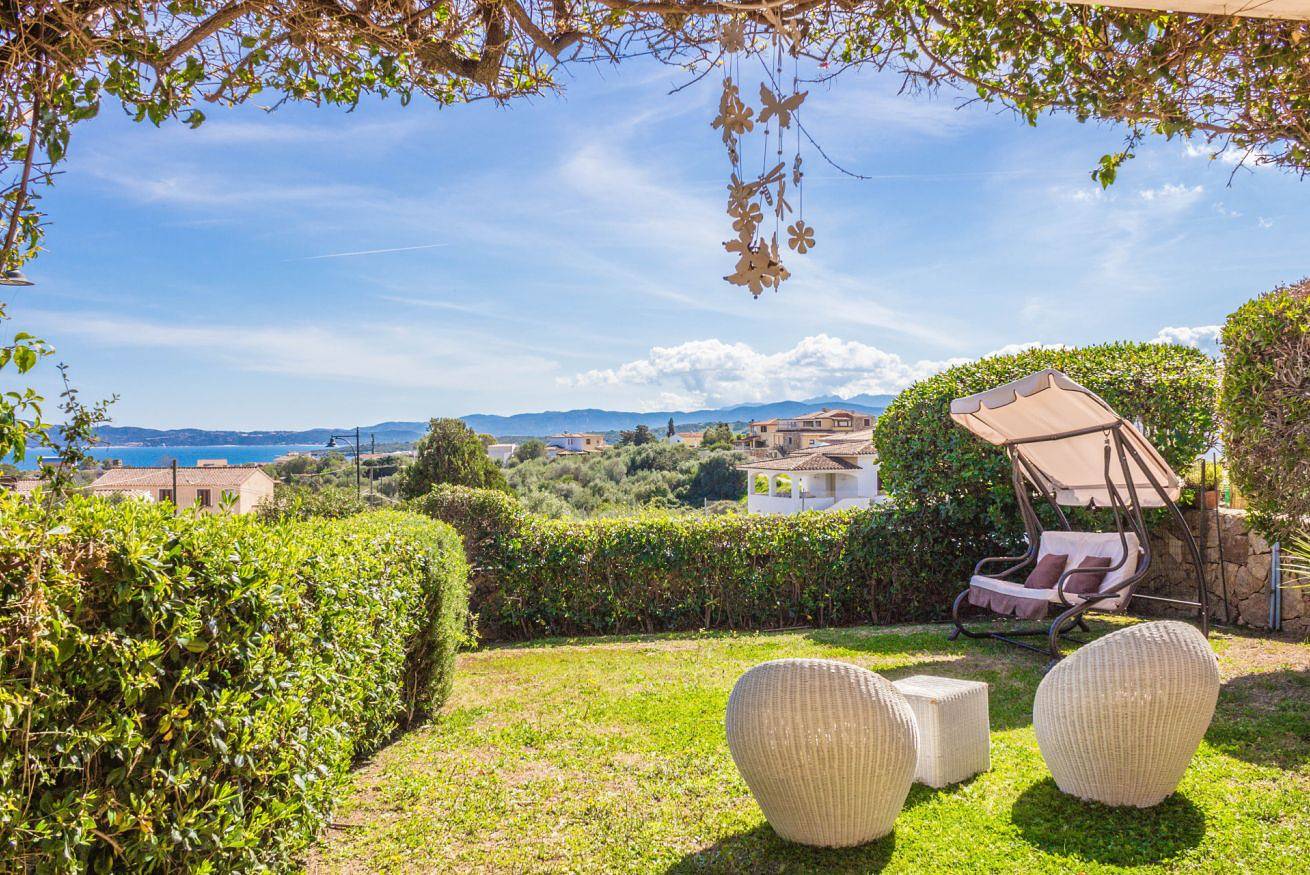 Appartement entier, Amazing Sea View Flat with Swimming Pool! in Moriscu, Pittulongu