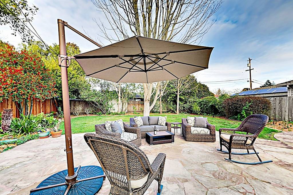 Quiet & Charming Wine Country Home w/ Stylish Updates & Large Backyard in Santa Rosa, California North Coast