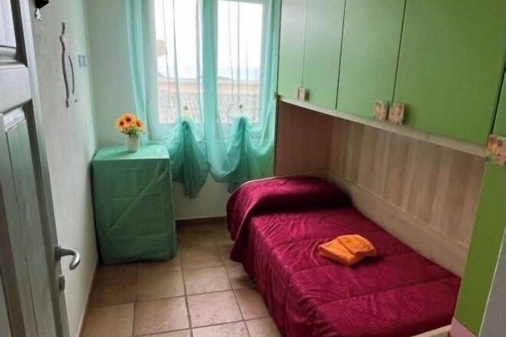 Ganze Wohnung, Apartment in villa with sea view in Torre del Pozzo, Cuglieri