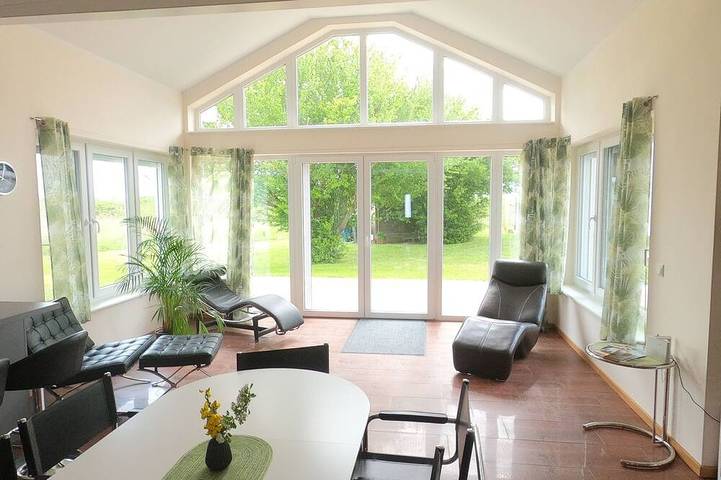 Ferienhaus für 6 Personen, mit Terrasse und Garten sowie Sauna in Vaschvitz