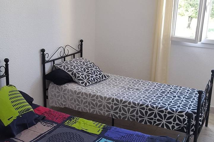 Location de vacances pour 4 personnes, avec jardin ainsi que piscine et terrasse, animaux acceptés à Gras - 3