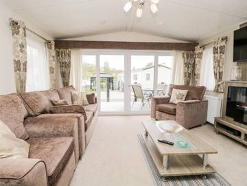 Caravan for 4 People in Lancashire, North West England, Photo 1