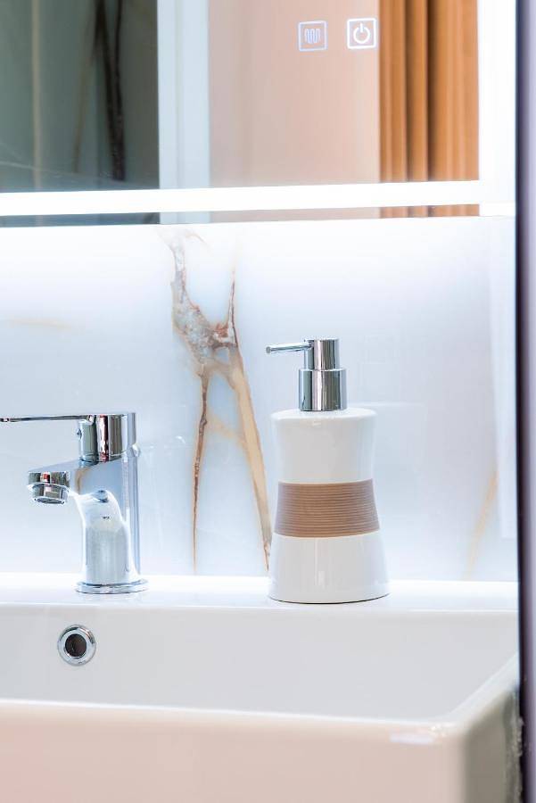 Chambre d’hôte pour 2 personnes, avec vue à Tirana - 4