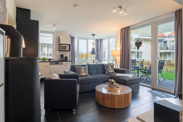 Ganze Wohnung, „Meeresrauschen 2“ Ferienwohnung Großenbrode mit Sauna & Terrasse in Großenbrode, Ostholstein