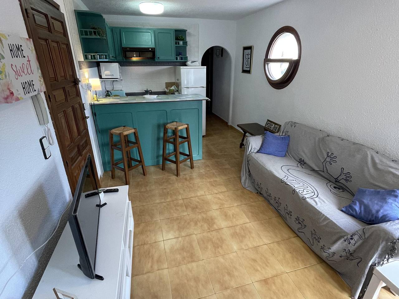 Apartamento entero, Apartamento T2 con Aire Acondicionado y Terraza en Miami Playa in Miami Platja, Miami Playa