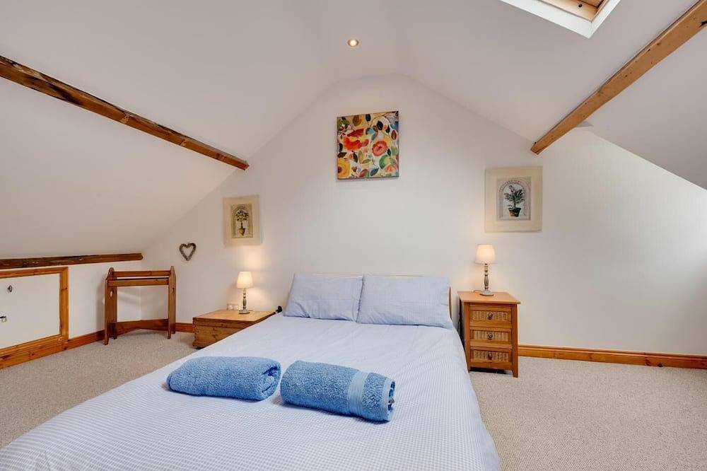 4 Bed in Braunton (oc-tempra) in Braunton, Devon