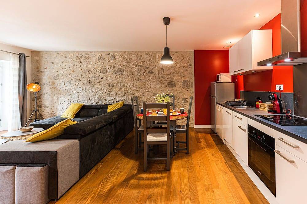 Apartamento entero, Las casas rurales del castillo - el departamento del rey in Nérac, Nérac region