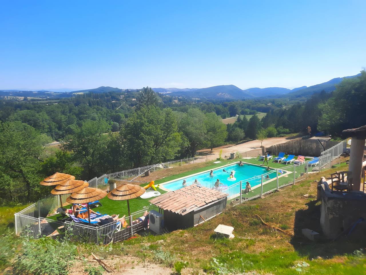 Mas la bella vista - Caliente in Dauphin (disambigua), Parco naturale regionale del Luberon