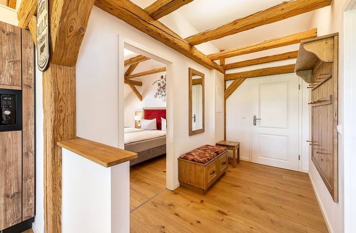 Ferienwohnung für 5 Personen, mit Balkon und Garten sowie Sauna und Ausblick in Rudolstadt