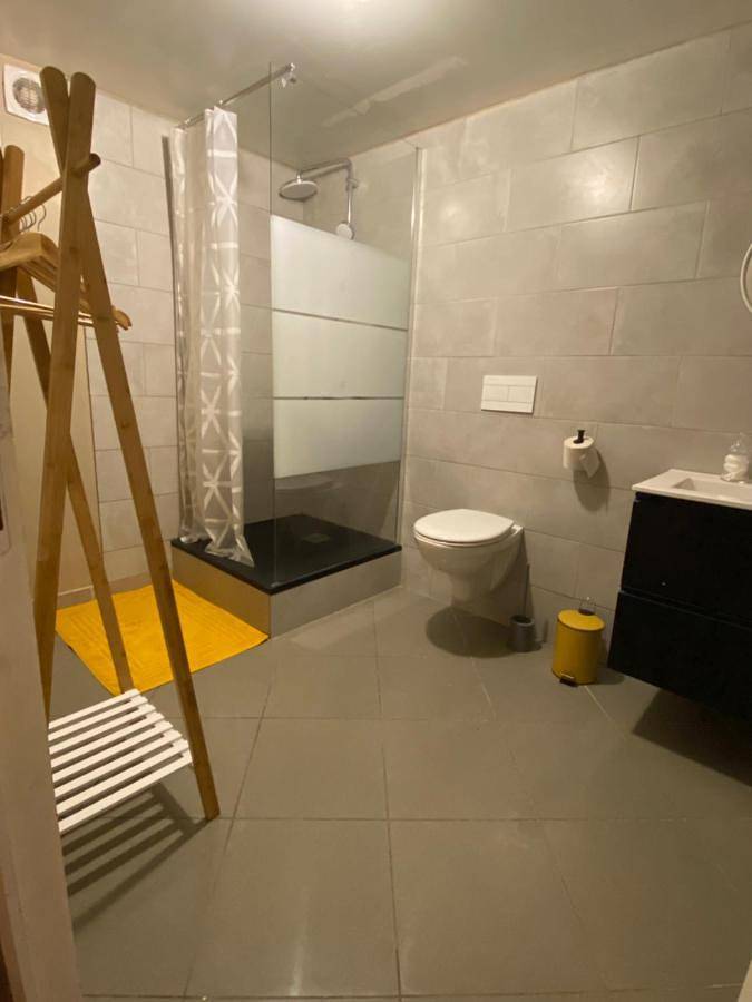 Chambre d’hôte pour 2 personnes, avec vue ainsi que piscine et jardin à Entre-Deux - 4