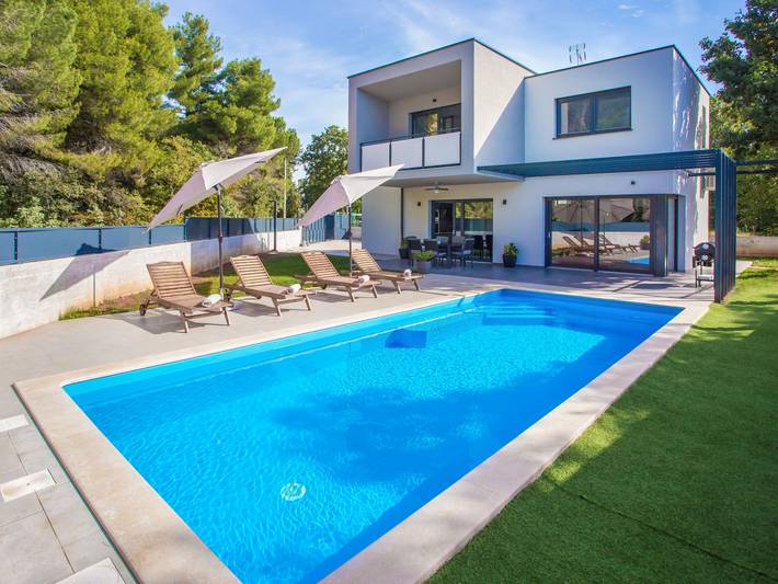 Ferienhaus für 4 Personen, mit Ausblick und Garten sowie Terrasse - 1