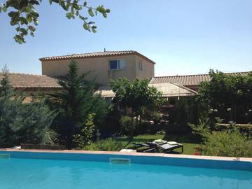 Chambre d’hôte pour 2 personnes, avec piscine et jardin dans Minervois