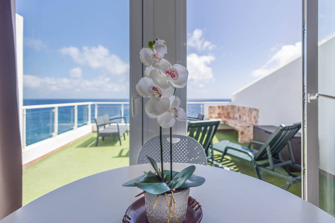 Estudio entero, Penthouse Loft - Terrace & Natural Pool in Gáldar, Gran Canaria Norte